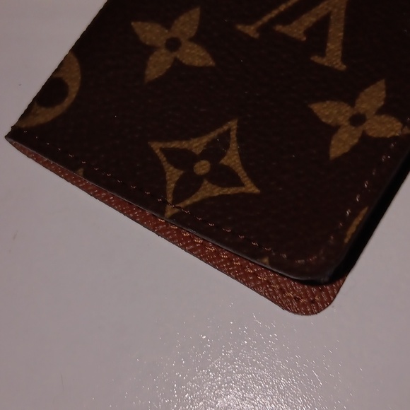 Louis Vuitton Card Holder - Picture 12 of 12